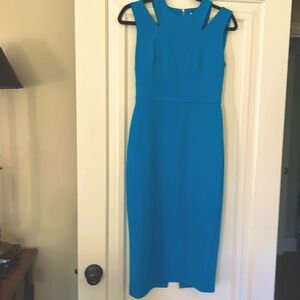 Like new! Women’s tapered sleeveless dress